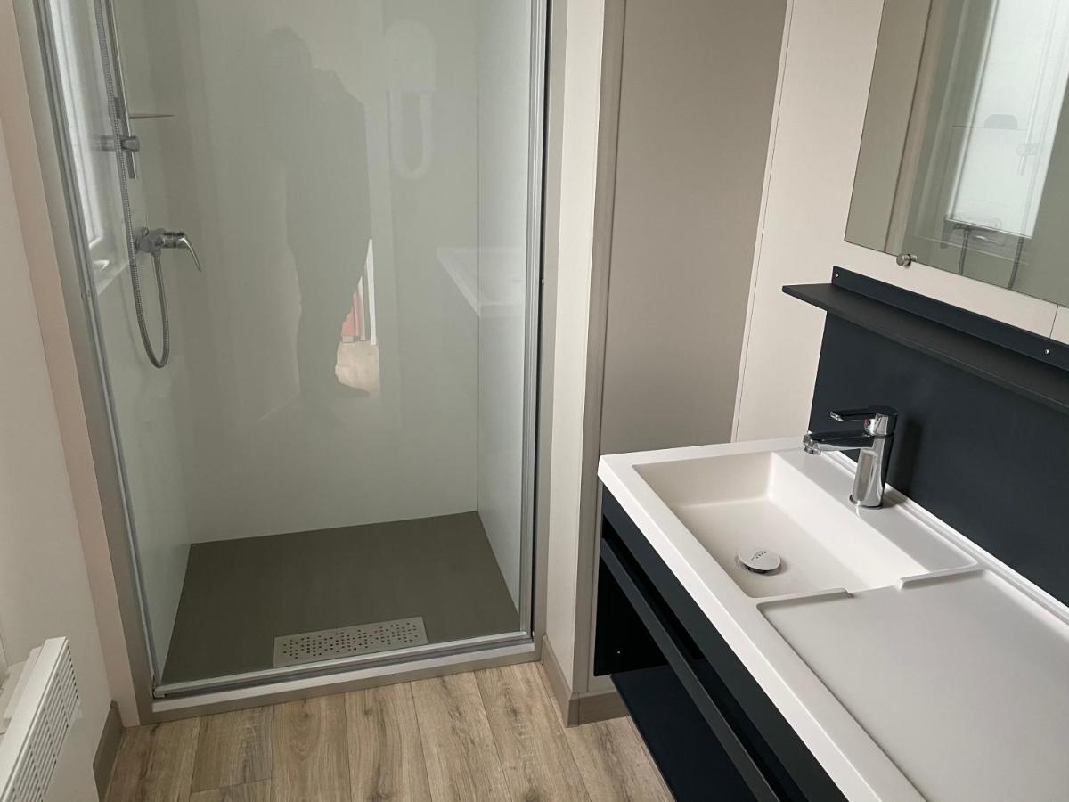 Mobilhome Tout Confort R10 Domaine De Lanniron Quimper Exterior foto